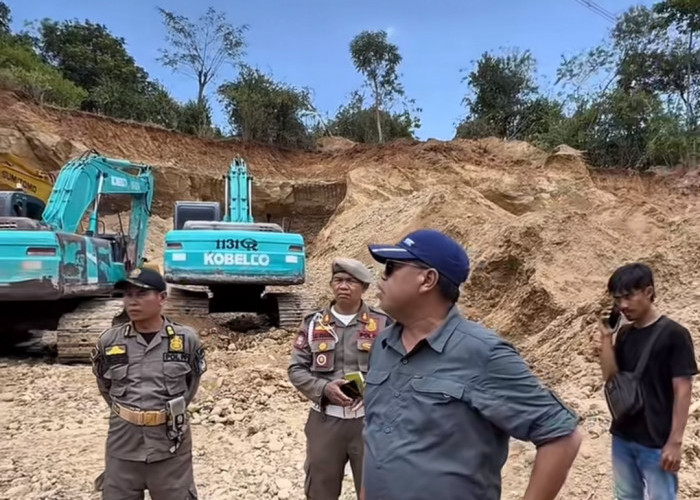 Bupati Majalengka Sidak Galian Jalan Lingkar Baribis, Tegaskan Penghentian dan Usut Izin