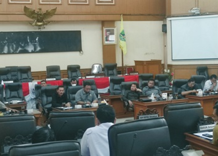 Pemda Lain Sudah  Beri Solusi, Majalengka  Baru Mendata Honorer