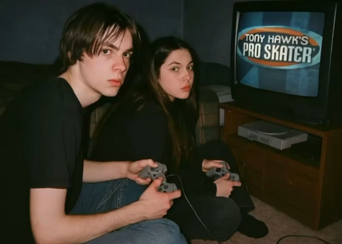 5 Ide Prompt Gemini AI Foto Pasangan Polaroid, Hasilnya Vintage Ala Kamera Analog Bergaya Grunge