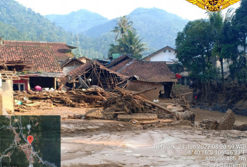 Sungai Cisarua dan Cianten Meluap, 600 Rumah Terdampak Banjir 