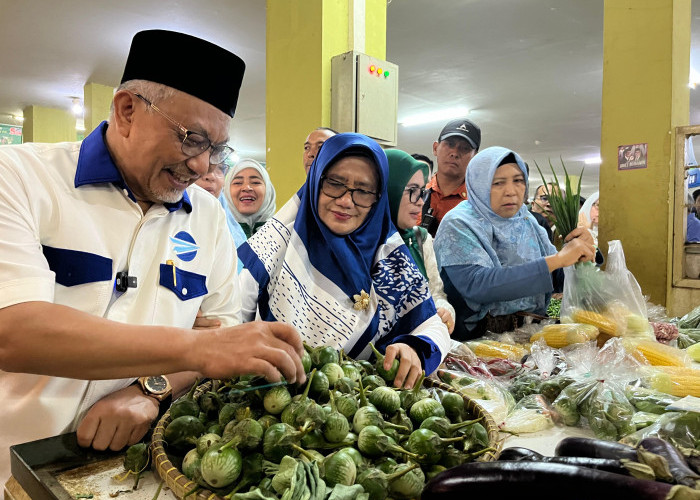 Ahmad Syaikhu Komitmen Tingkatkan Akses Permodalan UMKM dan Pedagang Pasar