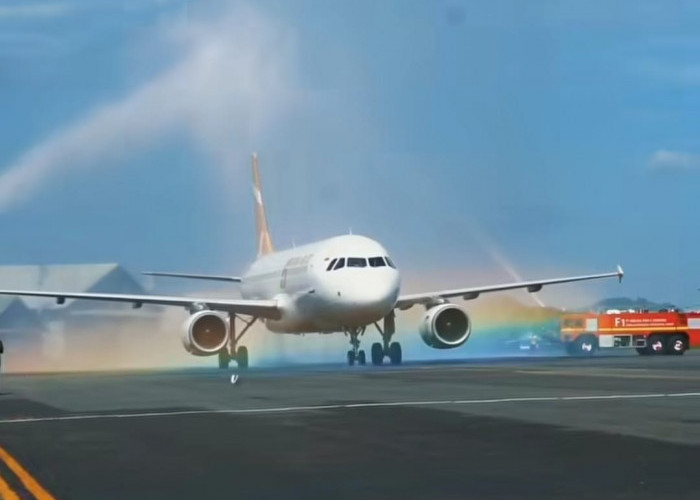 MERAGUKAN Penerbangan Bandara Husein Pindah ke BIJB Kertajati, Super Air Jet Buka Rute Baru ke Bandung