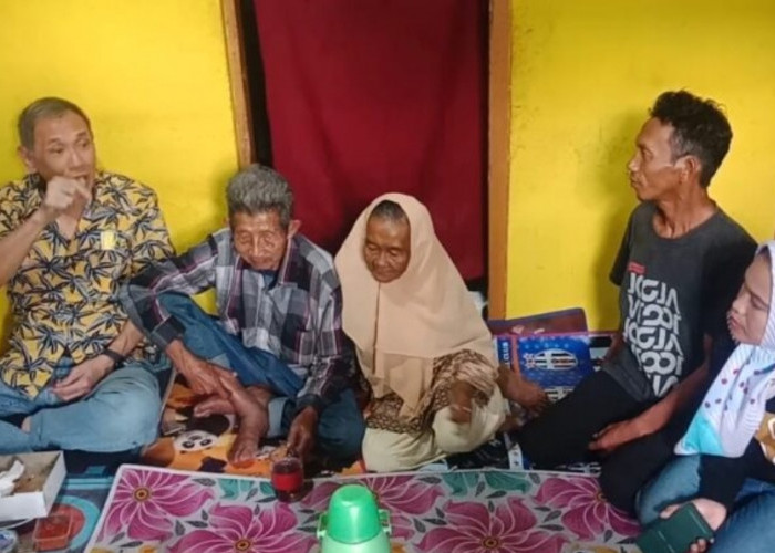 TERHARU! Jusuf Hamka ke Rumah Nenek dan Kakek yang Jalan Kaki di Tol Cisumdawu