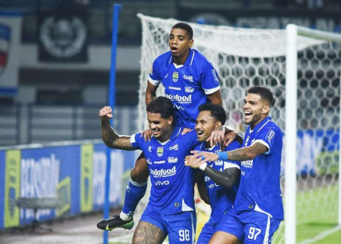 Jadwal Persib Bandung Diuji 5 Laga Krusial Bulan April Posisi Puncak Terancam Rival, Sisa 9 Laga Penentu Juara