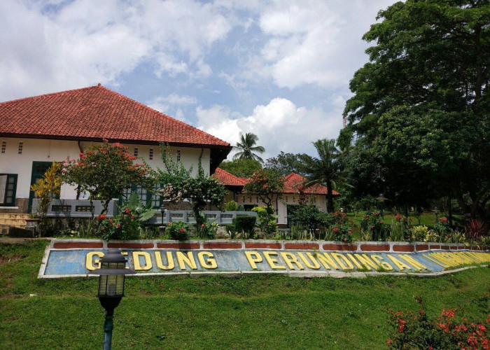 Yuk Wisata Gedung Perundingan Linggarjati Kuningan: Menyaksikan Saksi Bisu Sejarah Diplomasi Indonesia