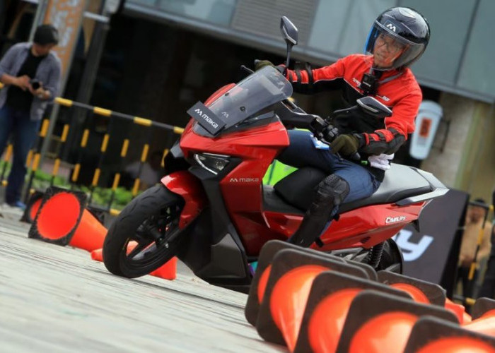 Daftar Motor Listrik Subsidi 2026 TKDN Tinggi Diskon Rp7 Juta, 3 Skuter Irit Ini Jadi Incaran Pasar