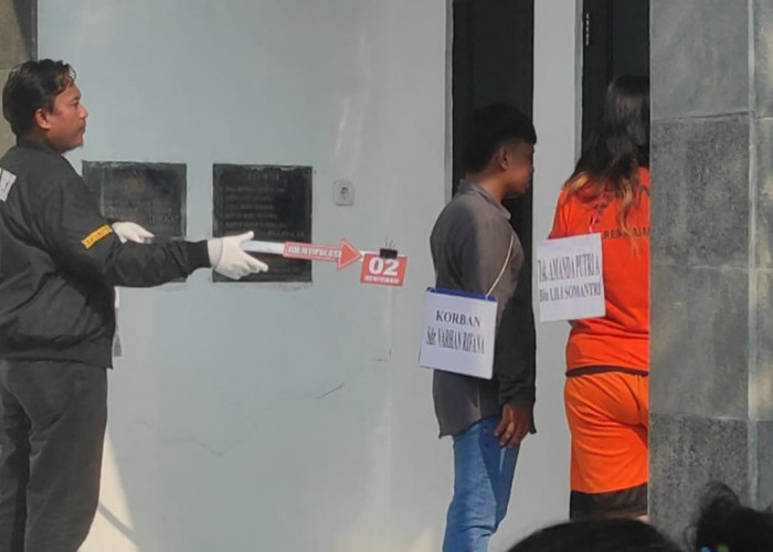 Rekonstruksi Pembunuhan Amanda terhadap Varhan di Majalengka: 32 Adegan Kekerasan Diperagakan Polisi