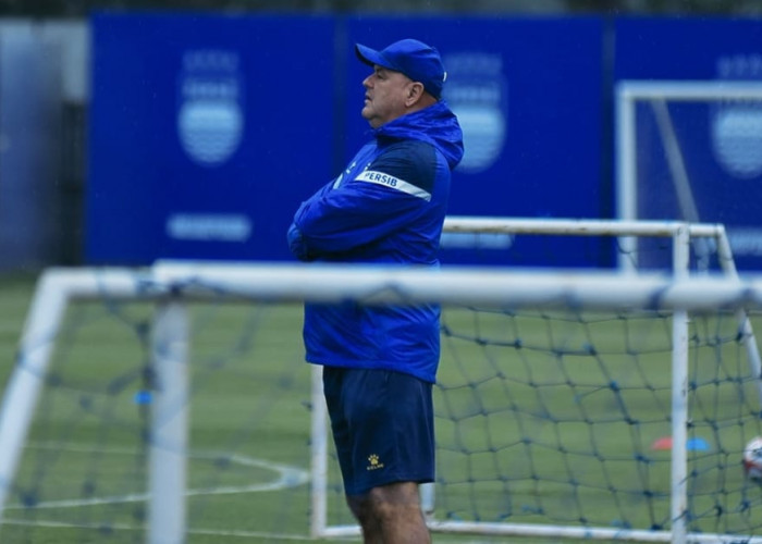 Persib Siap Tempur Lawan Persija! Bojan Hodak Pastikan Skuad Hampir Full di El Clasico Indonesia