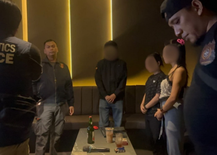 Razia Hotel di Majalengka, Polisi Sita 36 Botol Miras Diduga Tanpa Izin  