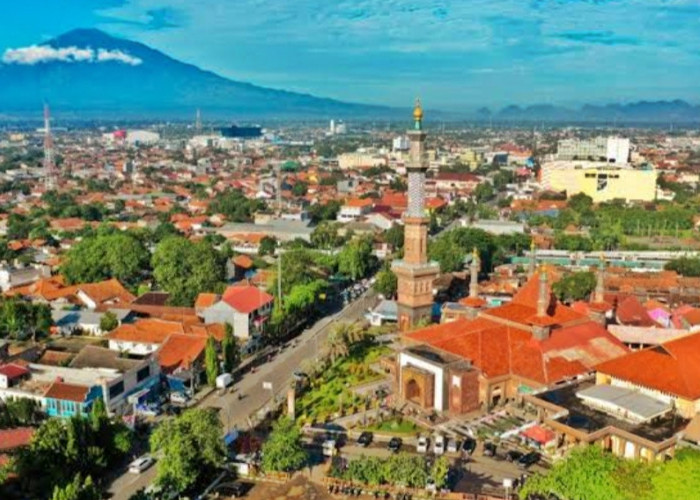 Prakiraan Cuaca di Cirebon Senin 13 Mei 2024