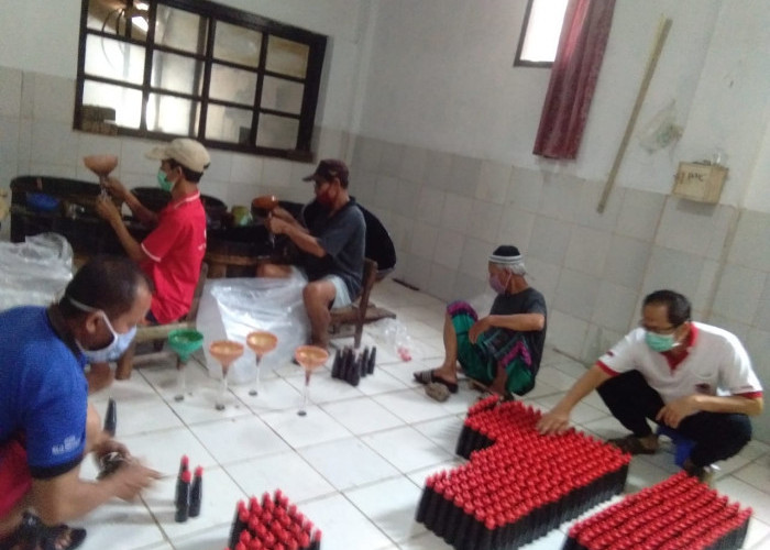 Harga Kedelai Hitam Meroket, Industri Kecap Kelimpungan