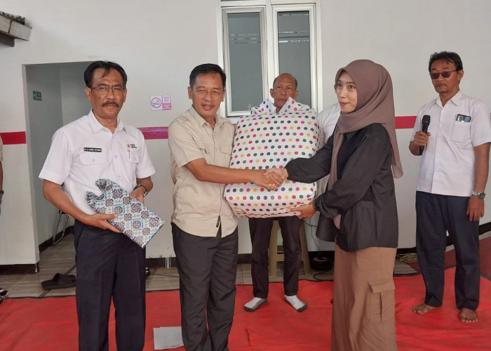 Tangis Haru Nurita, Perpisahan Honorer PMI Majalengka 