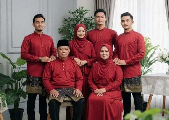 3 Prompt Gemini AI Terbaru Foto Studio, Nikmati Foto Studio Bersama Teman, Pasangan atau Keluarga 