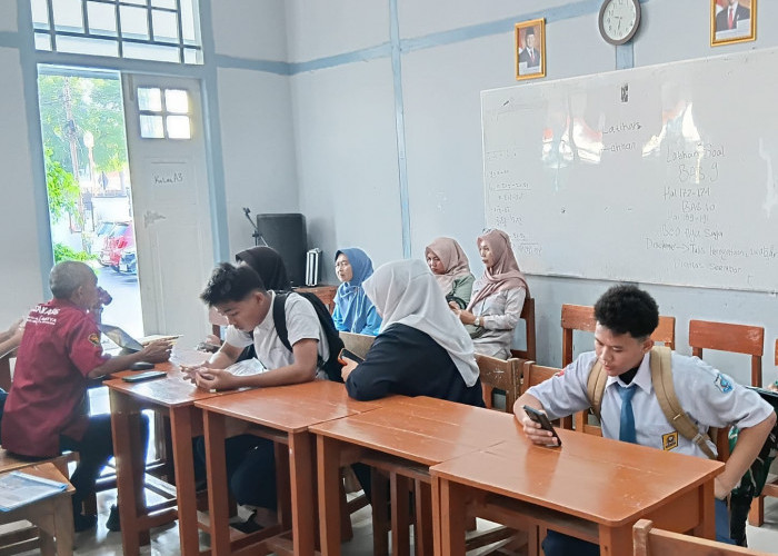 Persaingan Ketat di SMAN 2 Majalengka, 800 Pendaftar Berebut 480 Kuota