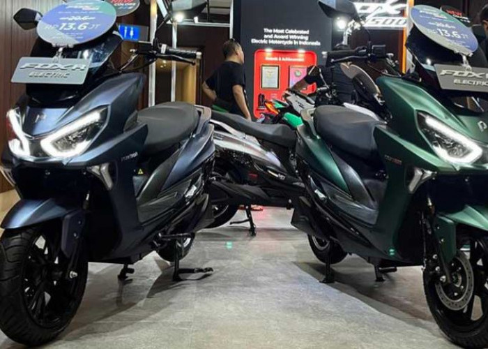 Punya Banyak Fitur, Desain Mirip Vario Ini Motor Listrik Polytron Harga 15 Jutaan dan Simulasi Kreditnya