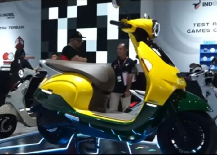 Indomobil eMotor QT Pro Skutik Retro Modern Jarak 135 Km, Harga Rp18 Jutaan, Ambient Light & NFC Keyless