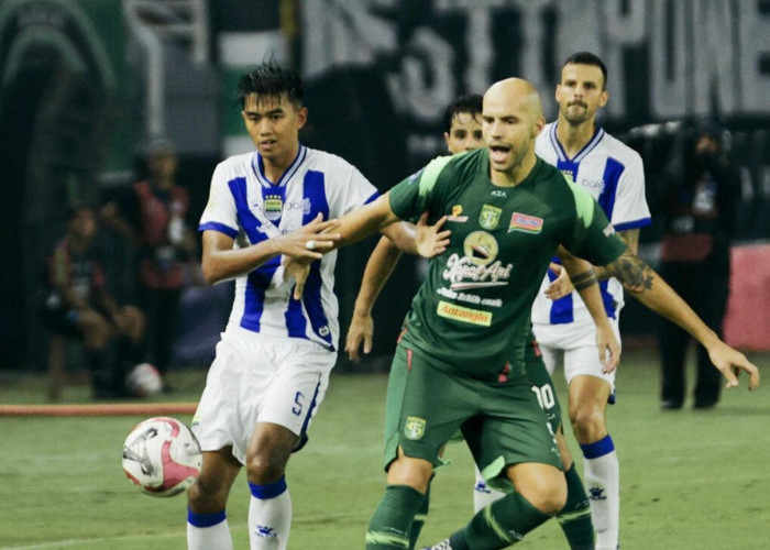 Tensi Tinggi! Persib Bandung vs Persebaya Tuntas 2-2