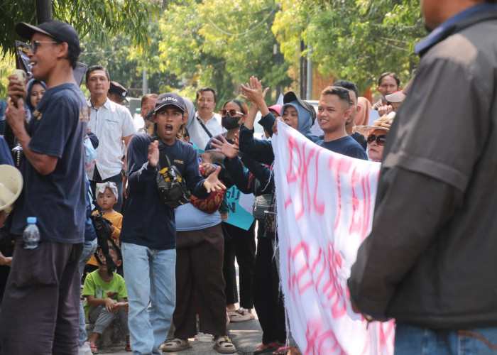 PKL Demo, Desak Alun-alun Majalengka Jadi Kawasan CFD Lagi