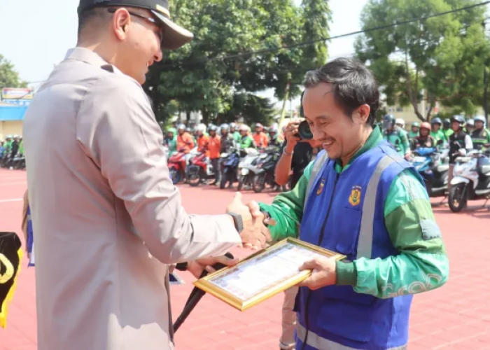 Bantu Ungkap Kasus Pembunuhan, Ojol di Majalengka Raih Penghargaan Kapolres
