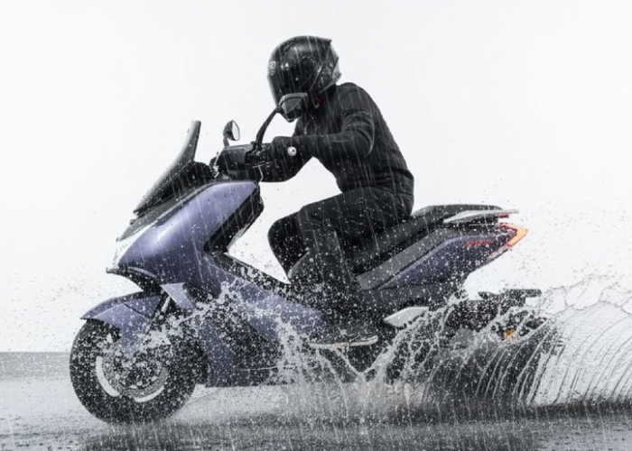 Apakah Motor Listrik Uwinfly Boleh Kena Hujan dan Berisiko Terkena Konsleting? Oh Ternyata!