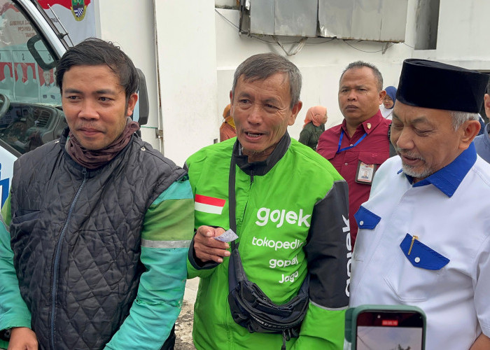 Ahmad Syaikhu Tampung Aspirasi Warga Bandung soal Lahan Parkir hingga Banjir dan Sampah