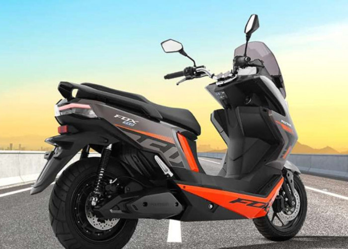 Polytron Fox 350 Skuter Listrik Tenaga 3.000 Watt, Baterai LiFePO4 Tahan Lama, Nyaman, Jarak Tempuh 130 Km