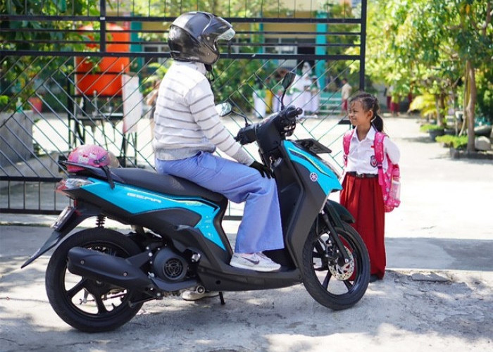 Jadi Pilihan Favorit, Intip Hal yang Perlu Diperhatikan saat Berkendara Sepeda Motor Bersama Anak