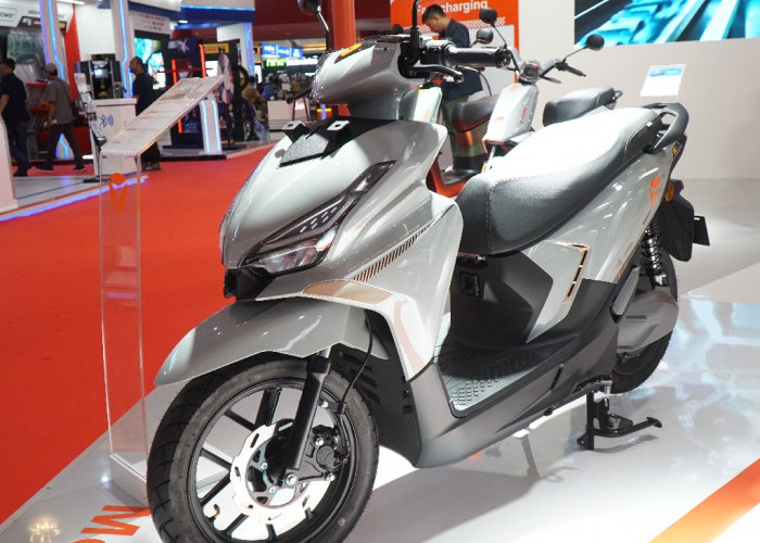 Stylish, Cocok Buat Anak Muda! Ini Daftar Motor Listrik Mirip Vario dengan Fitur Canggih & Desain Futuristik