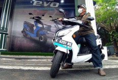 Motor Listrik Buatan Indonesia Polytron Evo Rp28 Jutaan, Fitur Lengkap dan Baterai Swap untuk Aktivitas Harian