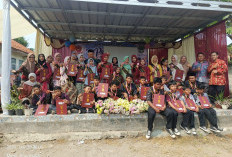 Tanpa Kemewahan, Perpisahan SDN Ciborelang 3 Hadirkan Seni Budaya dan Sungkeman Penuh Makna