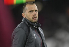 John Heitinga Resmi Tolak Tawaran PSSI! Calon Pelatih Timnas Condong ke Gio van Bronckhorst & John Herdman!