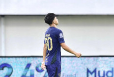 Drama! Persib Bandung vs Persita Tangerang, Hokky Caraka Jadi Kiper Dadakan