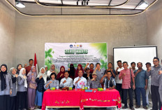 PGSD UNNES dan Pendidikan Biologi UNMA Dampingi Warga Tambakharjo Wujudkan Zero Waste Berbasis 3R