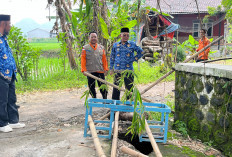 Jembatan Penghubung Dua Desa di Leuwimunding Ambles, Akses Masyarakat Terganggu