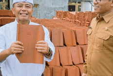 Sekda Jabar dan Majalengka Tinjau Pengrajin Genteng Jatiwangi, Program Gentengisasi Dongkrak UMKM