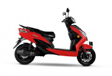 Desain Futuristik, Jarak Tempuh Capai 200 Km, Cek Spesifikasi Motor Listrik Polytron Evo, Cocok untuk Ojol