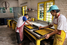 Dari Dapur Sederhana, Perempuan Tangguh Ini Sukses Kembangkan Usaha Kue dan Banjir Pesanan Berkat Dukungan BRI