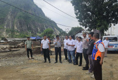 Petugas Gabungan Tindaklanjuti Keluhan Warga soal Ceceran Material di Jalan Majalengka–Cirebon