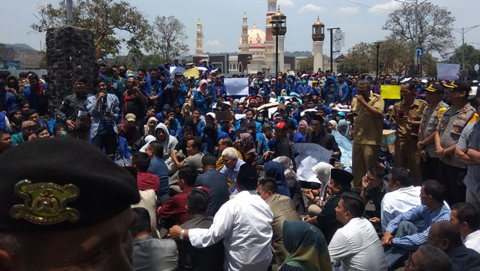 Aliansi Mahasiswa Majalengka Geruduk Gedung Dewan, Tolak RUU KUHP