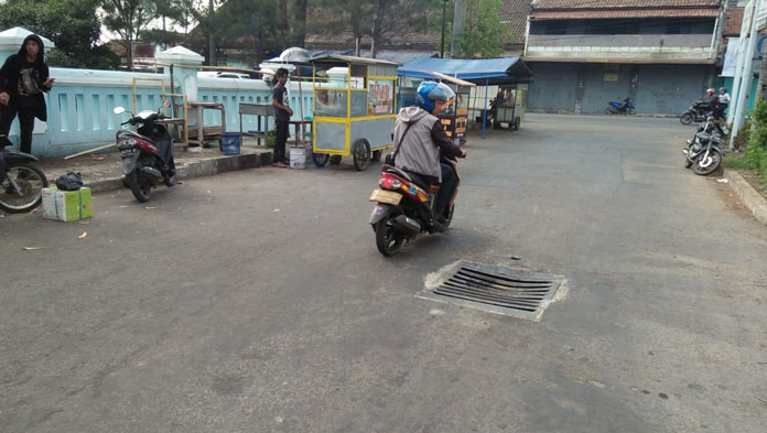 Gorong-gorong Baru Diperbaiki Ambles Lagi