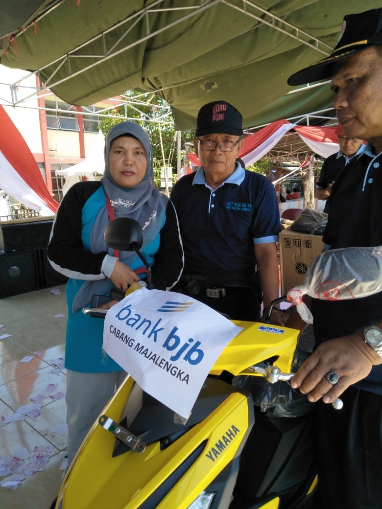 Guru TK Budi Asih I Bawa Pulang Motor