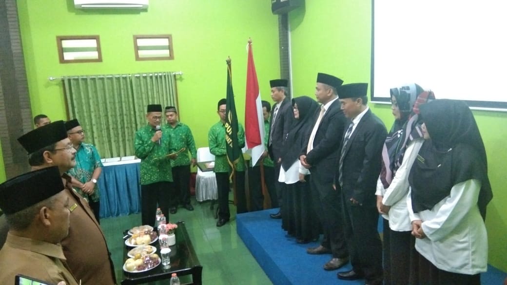 Enam Kepala Lembaga Pendidikan PUI Dilantik