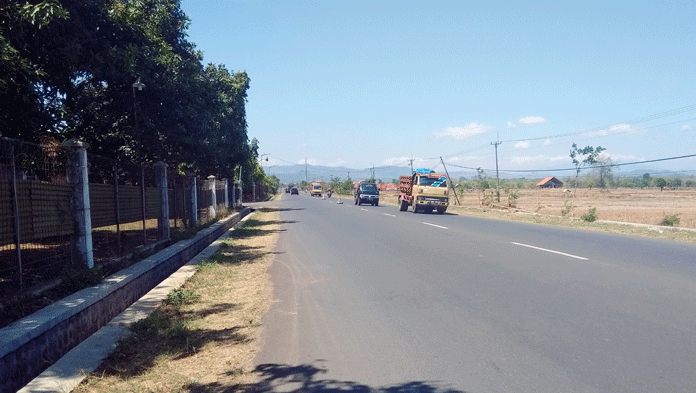 130 Km Jalan Kabupaten Rusak