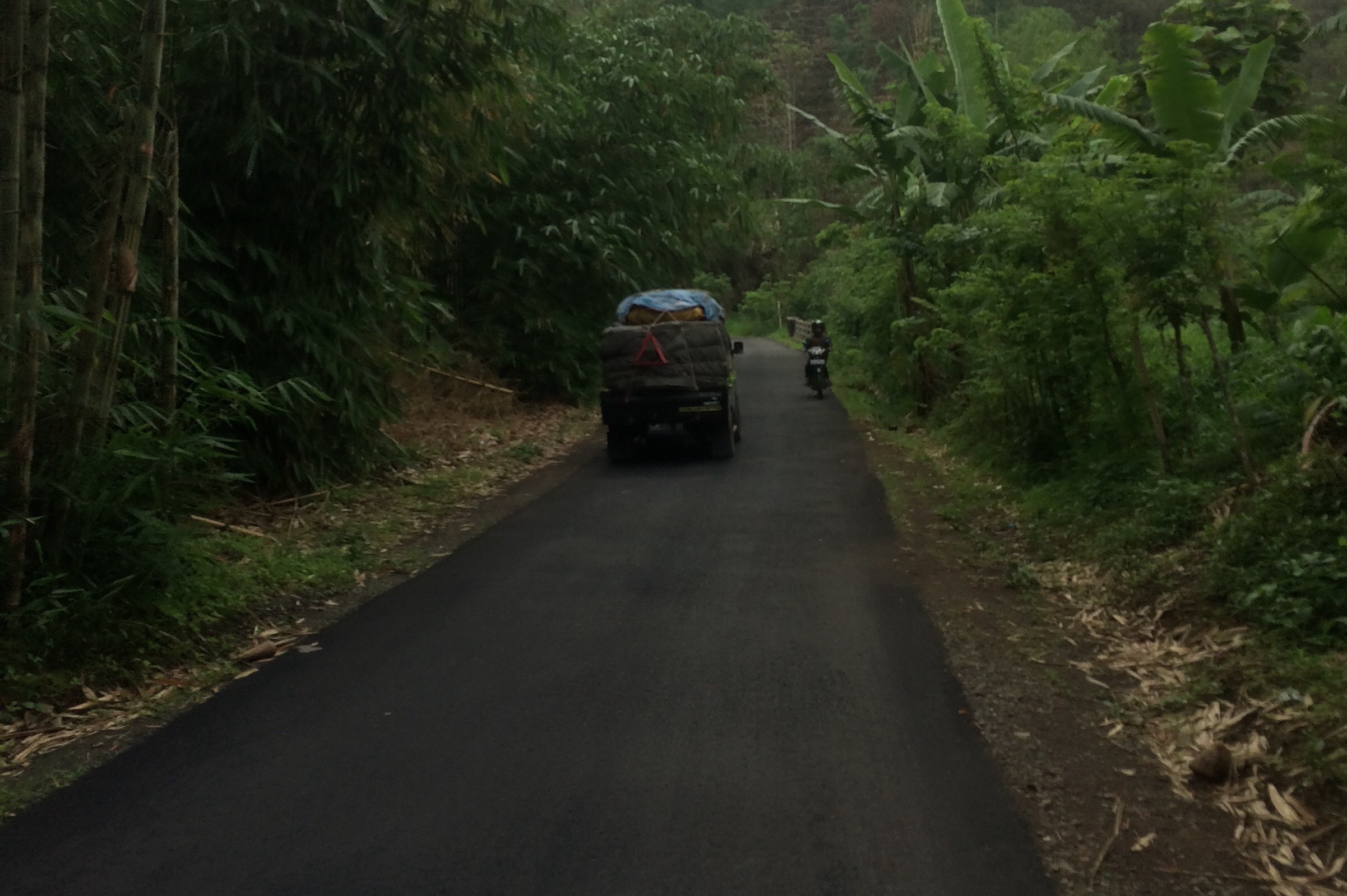 Warga Senang Jalan Sangkanhurip-Rajagaluh Diaspal