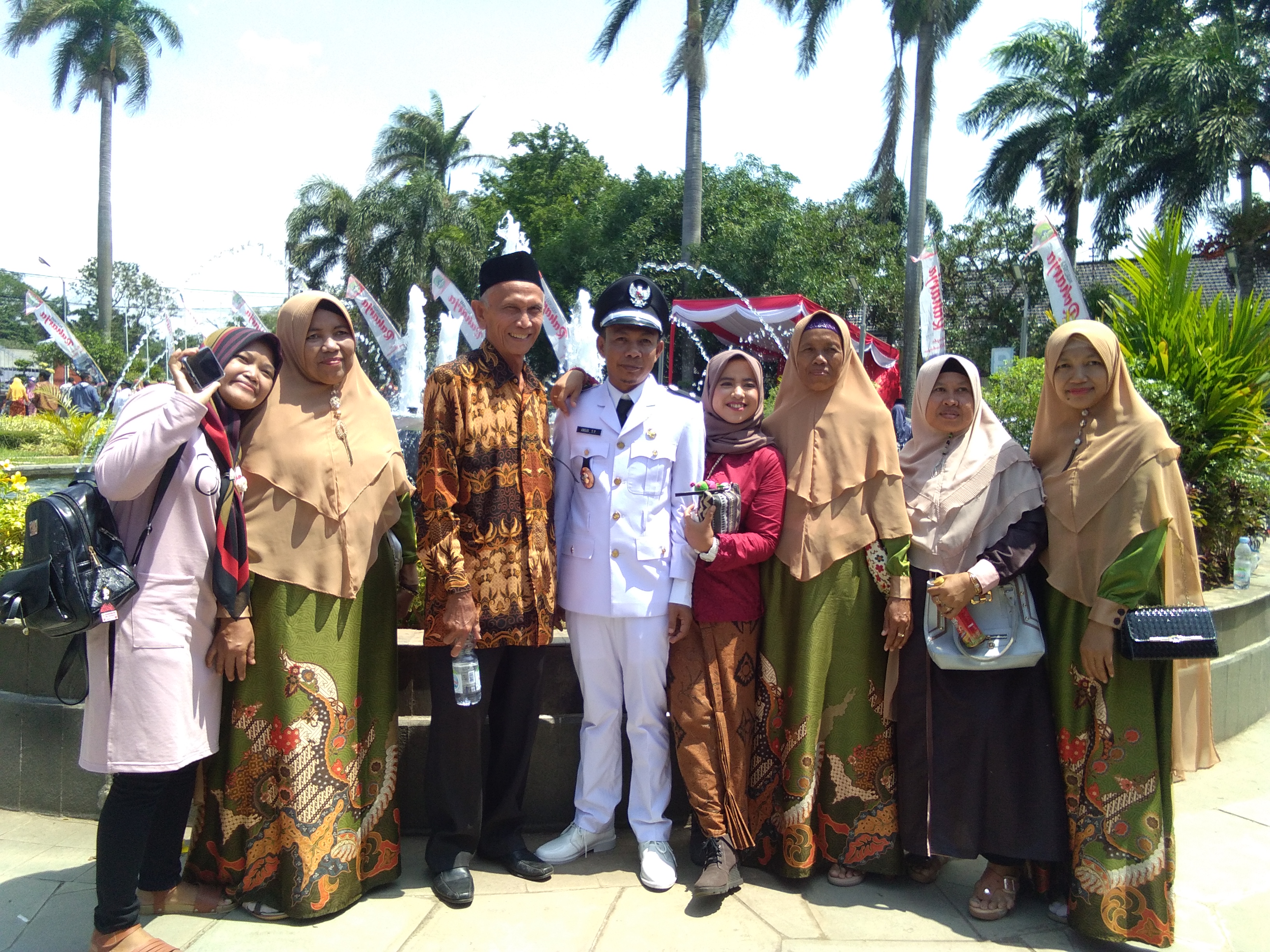 Sempat Diprotes, Kades Heuleut Dilantik Juga