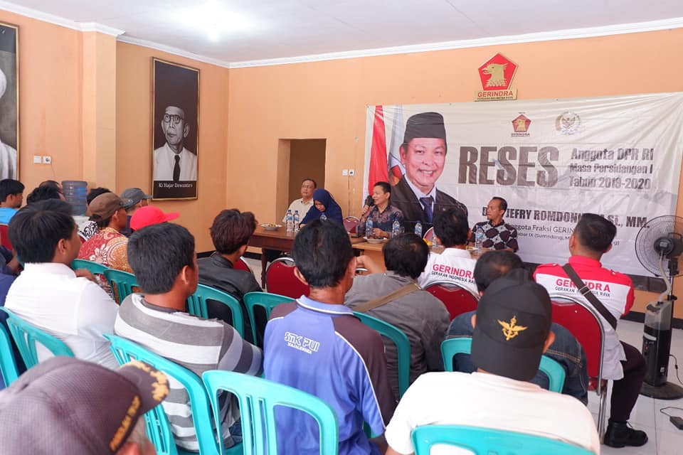 Jefry  Belanja Aspirasi ke Masyarakat SMS