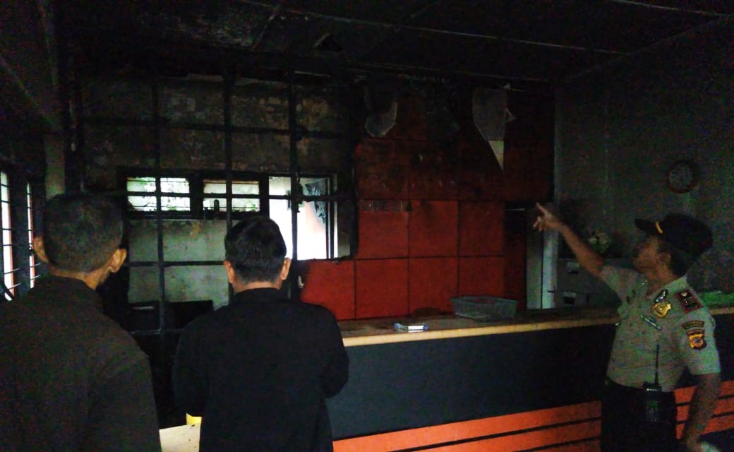 Korsleting, Kantor Pos Maja Terbakar