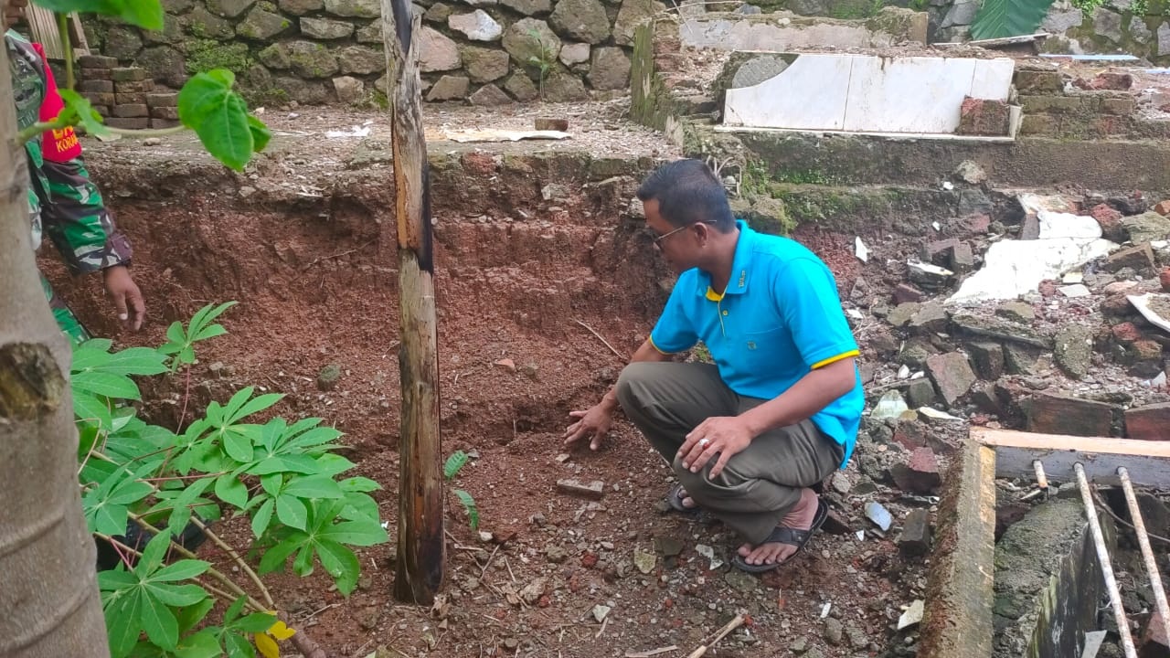 15 Rumah Terancam Ambles di Desa Ujungberung