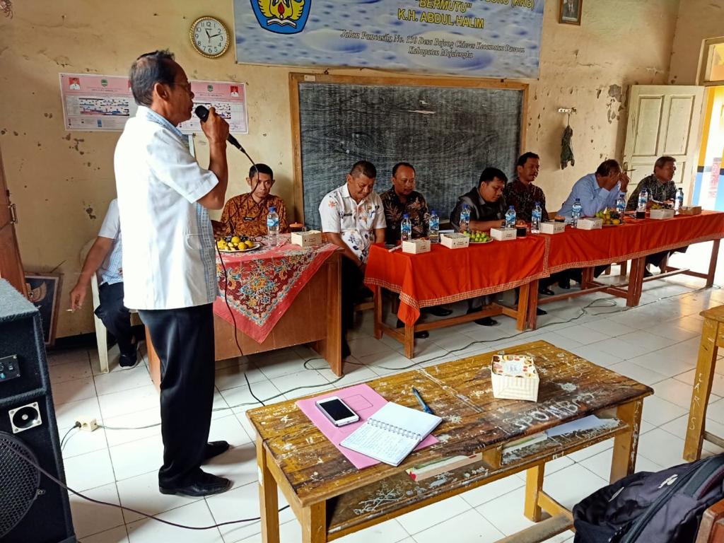 Legislatif Dorong Sapras Pendidikan Representatif, Kadisdik Akui 60 Persen Sekolah Rusak