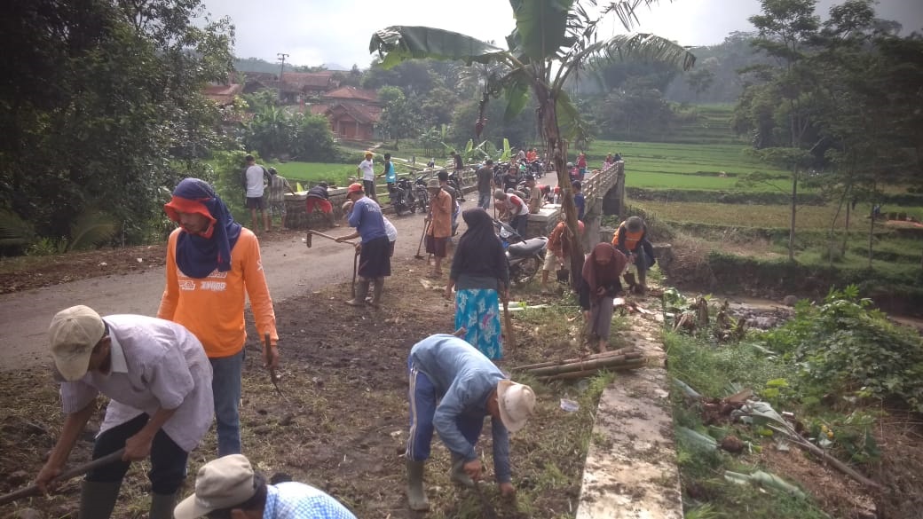 Kerja Bakti Antisipasi Bencana